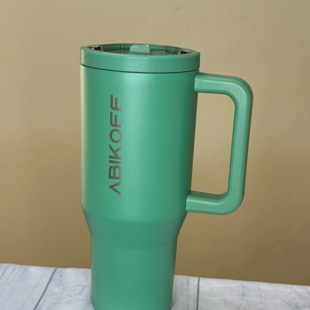 ABIKOFF Green Tumbler with Handle and Flip Straw